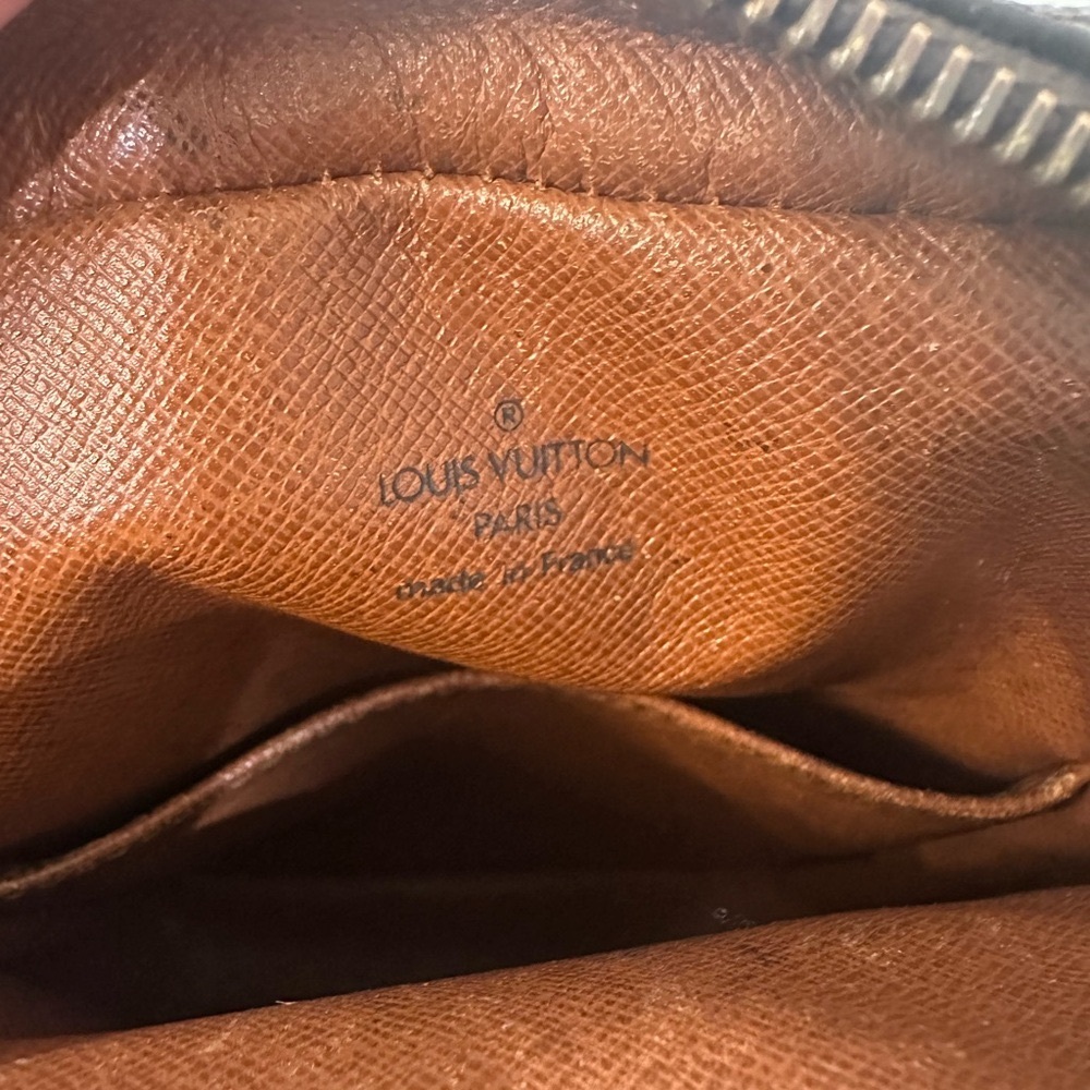 Louis Vuitton Monogram Amazon Bag - Picture 10 of 11